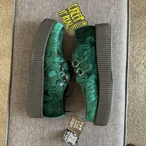 Tuk ViVA Creeper EMRLD Green emboss shoes